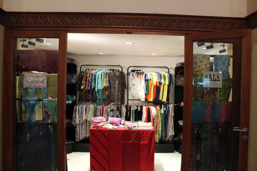 Hotel Mutiara Malioboro Джокякарта Екстериор снимка