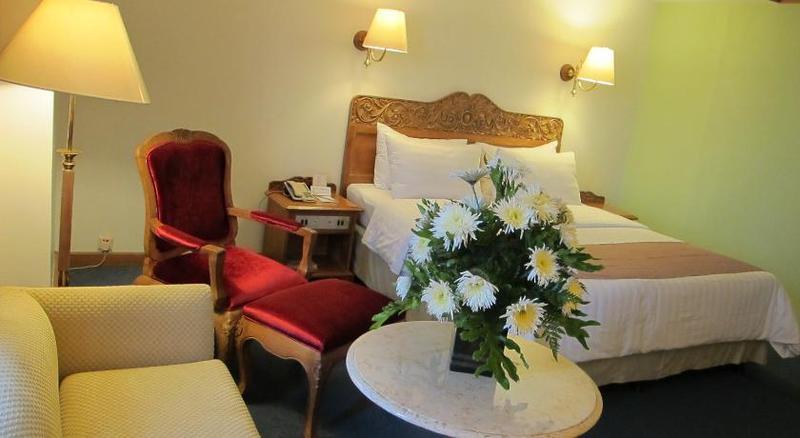 Hotel Mutiara Malioboro Джокякарта Екстериор снимка